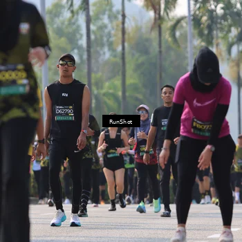 Runner Photo 7010246