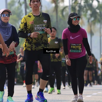 Runner Photo 7010265