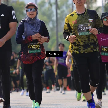 Runner Photo 7010274