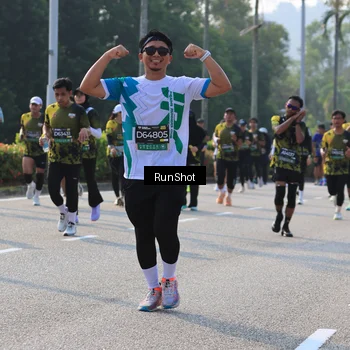 Runner Photo 7010284