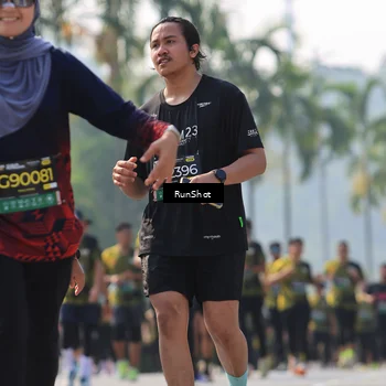Runner Photo 7010290
