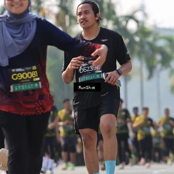 Runner Photo 7010298