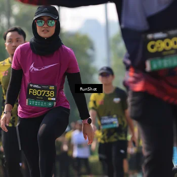 Runner Photo 7010300