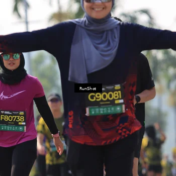 Runner Photo 7010318