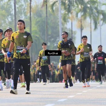 Runner Photo 7010326