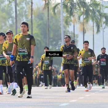 Runner Photo 7010333