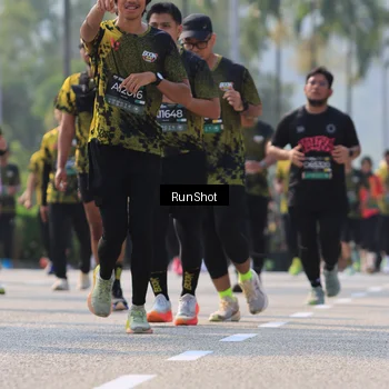 Runner Photo 7010344