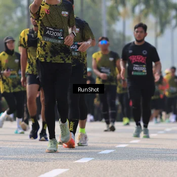 Runner Photo 7010348