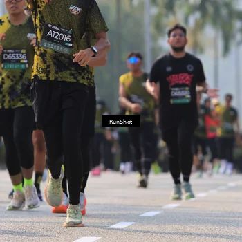 Runner Photo 7010359