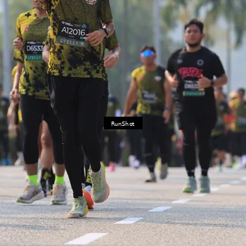 Runner Photo 7010360