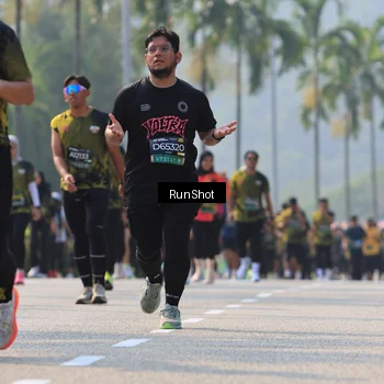 Runner Photo 7010363