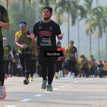 Runner Photo 7010364