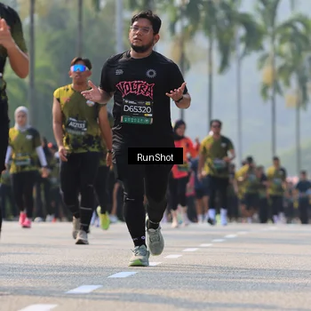 Runner Photo 7010368