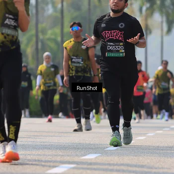 Runner Photo 7010371