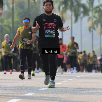Runner Photo 7010372