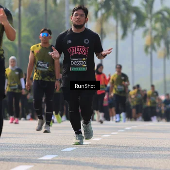 Runner Photo 7010374