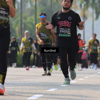 Runner Photo 7010375