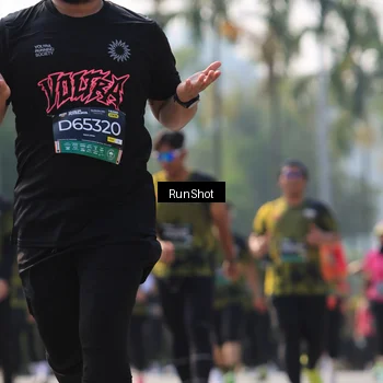 Runner Photo 7010397