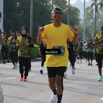 Runner Photo 7010398
