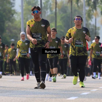 Runner Photo 7010402