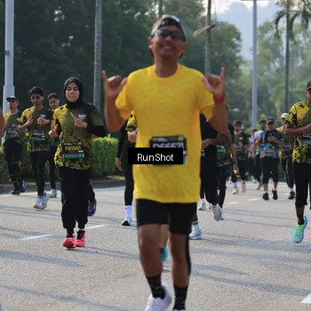 Runner Photo 7010403