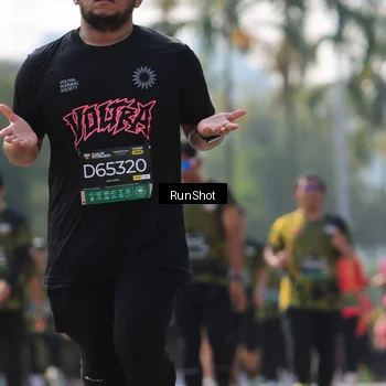 Runner Photo 7010404
