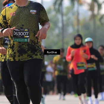 Runner Photo 7010436