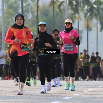 Runner Photo 7010441