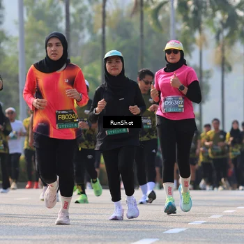 Runner Photo 7010444