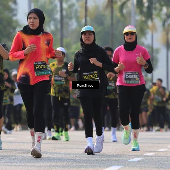 Runner Photo 7010452