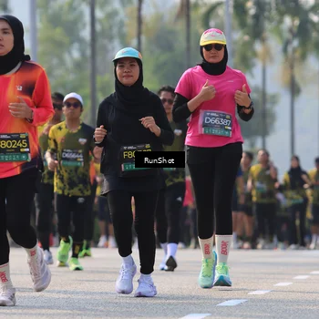 Runner Photo 7010453