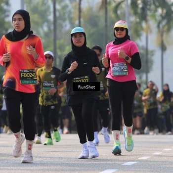 Runner Photo 7010455