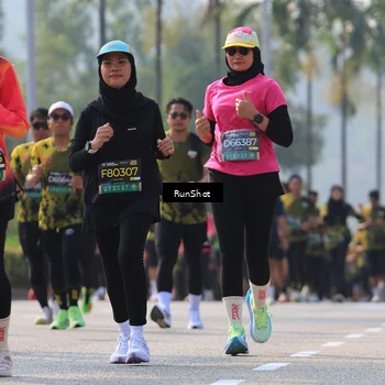 Runner Photo 7010471