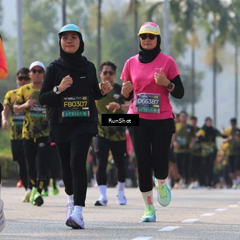 Runner Photo 7010473