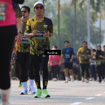 Runner Photo 7010493