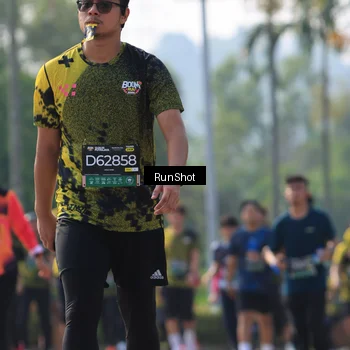 Runner Photo 7010530