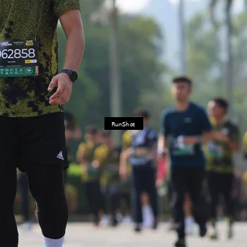 Runner Photo 7010537