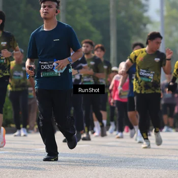 Runner Photo 7010552