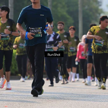 Runner Photo 7010553