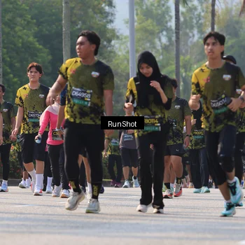 Runner Photo 7010555