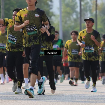 Runner Photo 7010563
