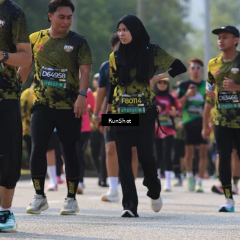 Runner Photo 7010573