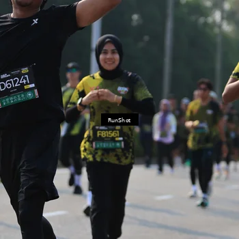 Runner Photo 7010576