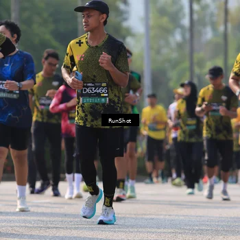 Runner Photo 7010589
