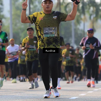 Runner Photo 7010593