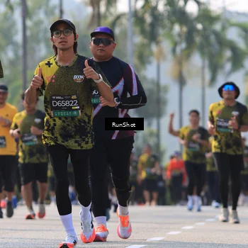 Runner Photo 7010631