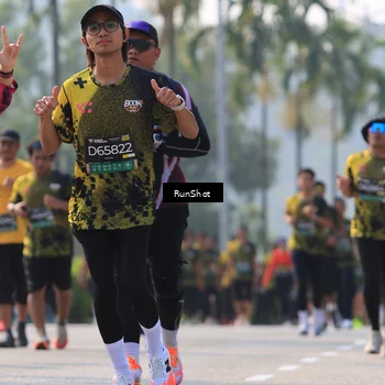 Runner Photo 7010635