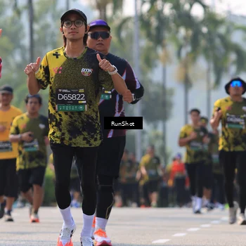 Runner Photo 7010637