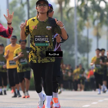 Runner Photo 7010638