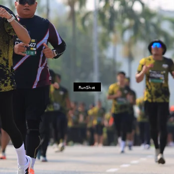 Runner Photo 7010655